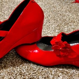 Girls Red Patent Shoes